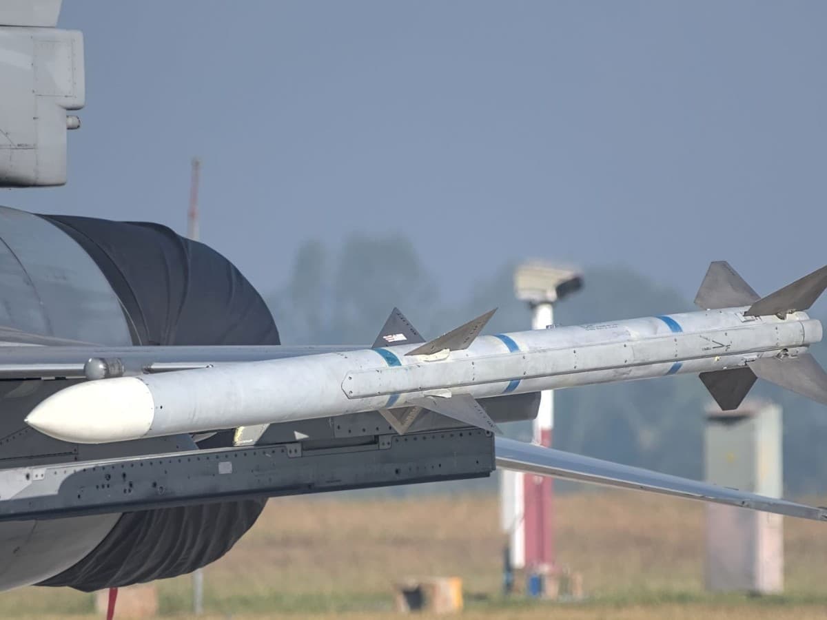 Ukraine Signals Potential Summer Ballistic Missile Tests Near Russian Territory