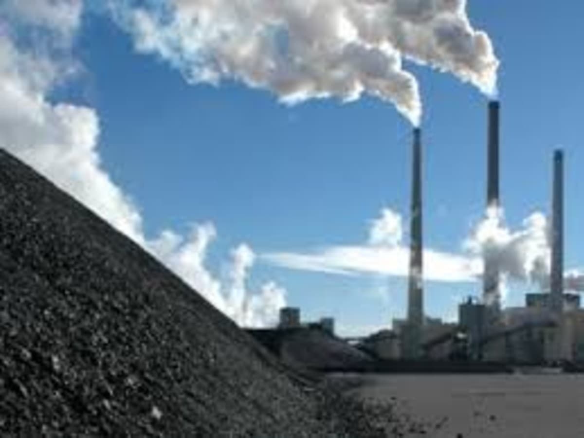 Trump Offers Funds for First New U.S. Coal Plants in 13 Years